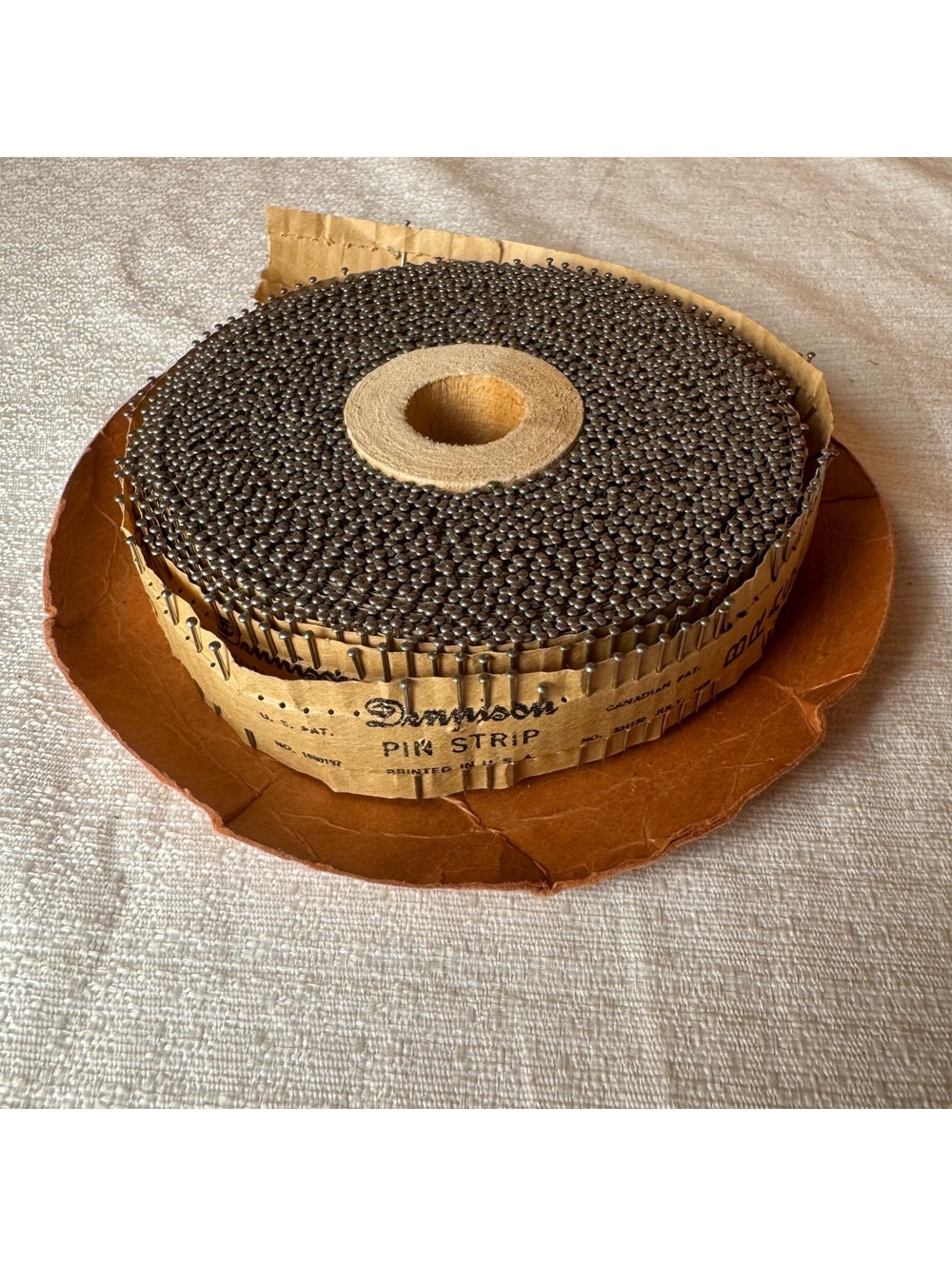 Vintage Dunlap Pin Strip Roll Industrial Upholstery Sewing Pins - Picture 2 of 4